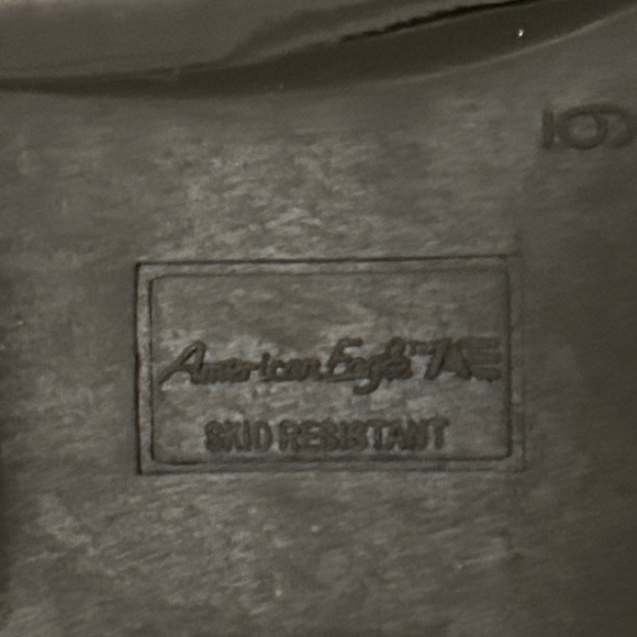 Black Patent Leather Mary Jane Shoes with double Velcro straps, size 6 - Picture 7 of 12